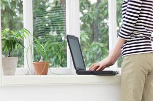 日本産アメジストの魅力と効果を徹底解説｜パワーストーンの選び方と癒しのポイント